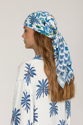 PAPIER COLLE LIGHT BLUE- ORCHID SCARF