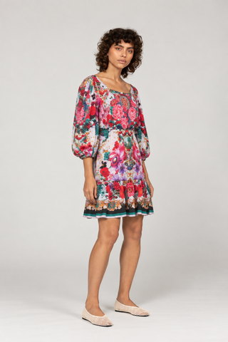 TUSSIE MUSSIE MULTI FLOWERS